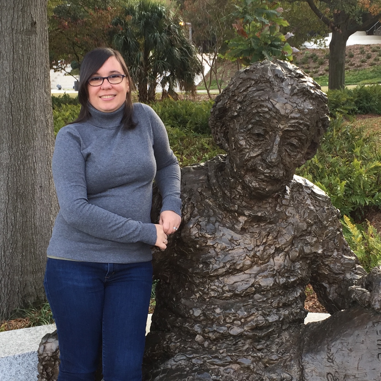 Emily Alicea-Muñoz, academic professional in the School of Physics