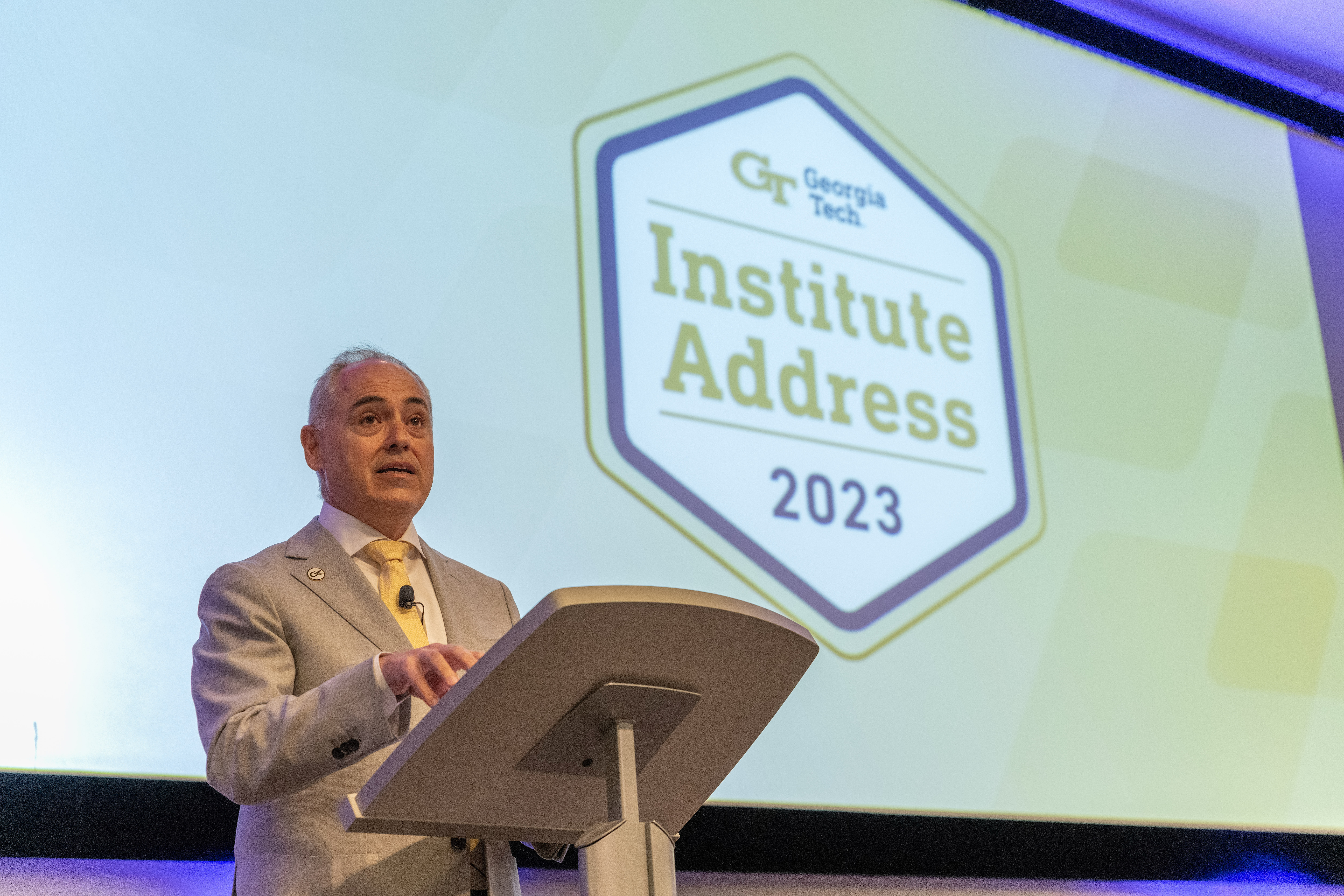 President Ángel Cabrera delivers the 2023 Institute Address. 
