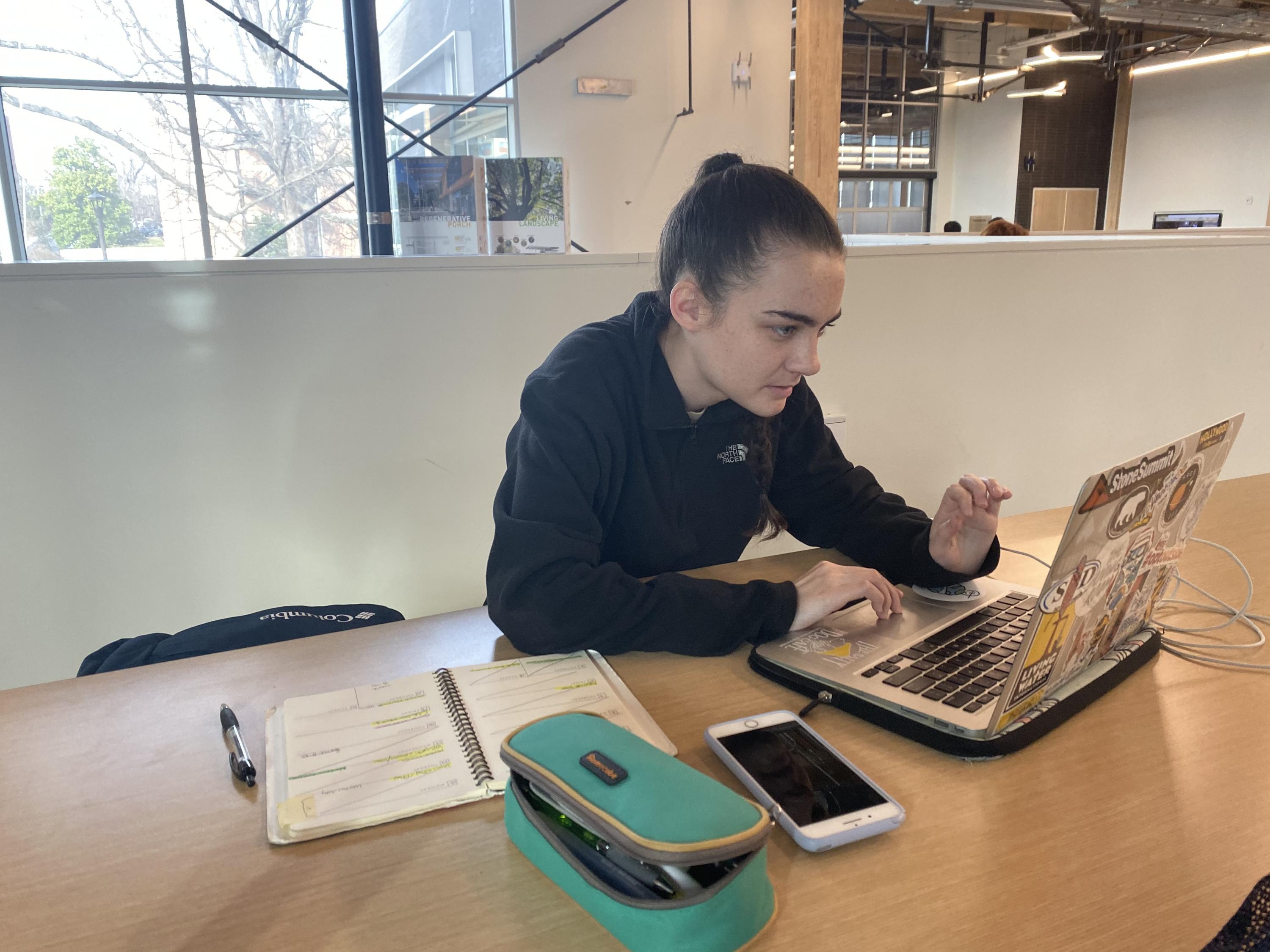 Sammie Brewer Studies in Kendeda (Photo: Grace Pietkiewicz)