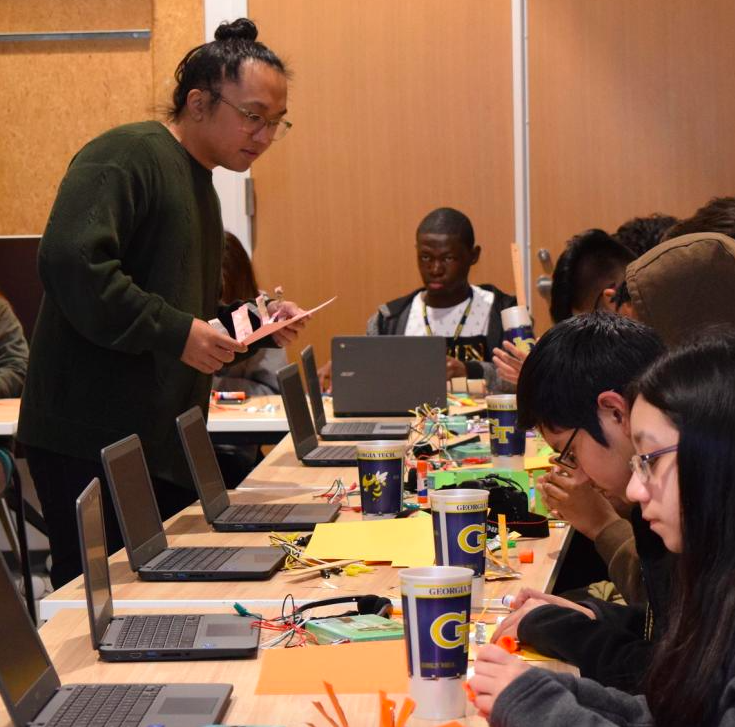 Georgia Tech student mentors help K-12 students integrate technology into their classrooms. 