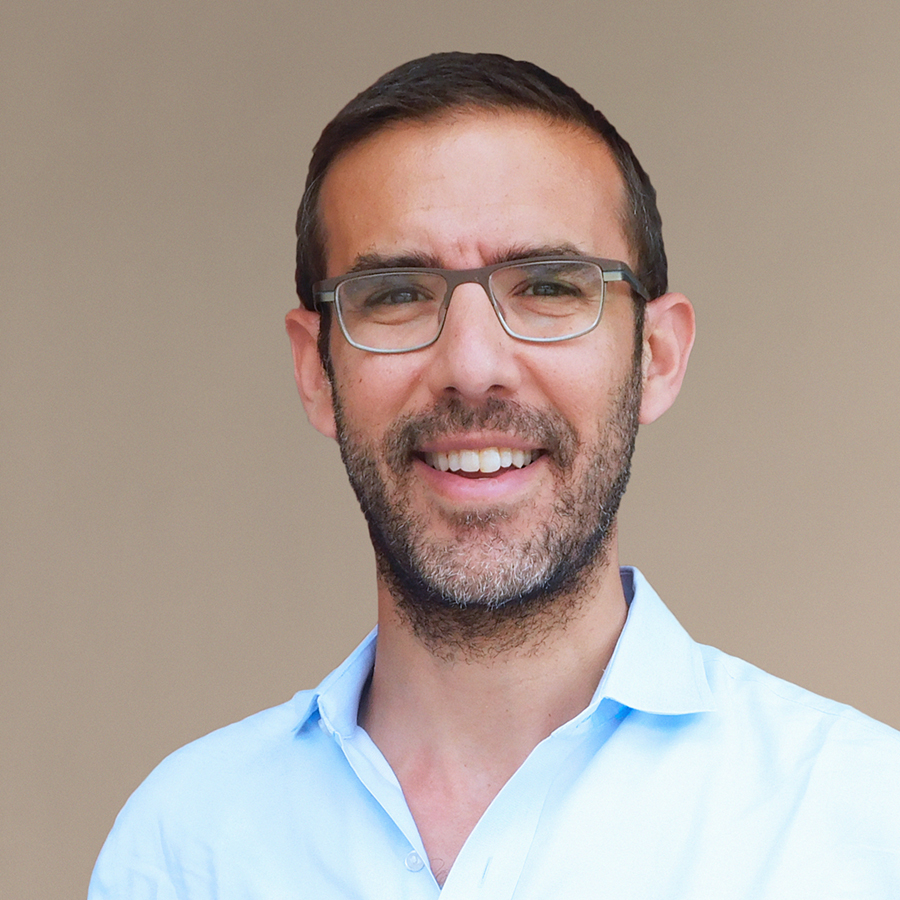 Joshua Weitz, professor, School of Biological Sciences 